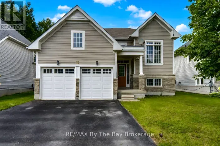 11 GRAND POPLAR LANE, Wasaga Beach