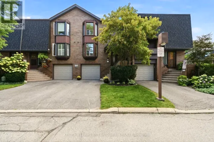 Row / Townhouse for sale: 11 GYPSY ROSEWAY, Toronto