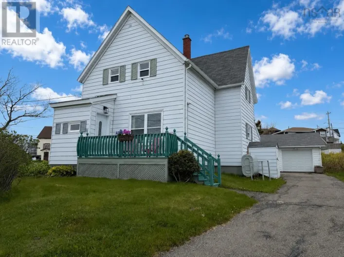 11 Havenside Road, Louisbourg