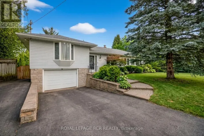 11 HILLTOP DRIVE, Caledon