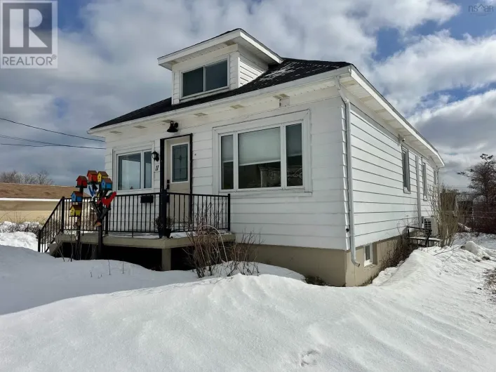 11 James Street, Glace Bay