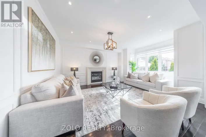 11 JOHN DAVIS GATE, Whitchurch-Stouffville