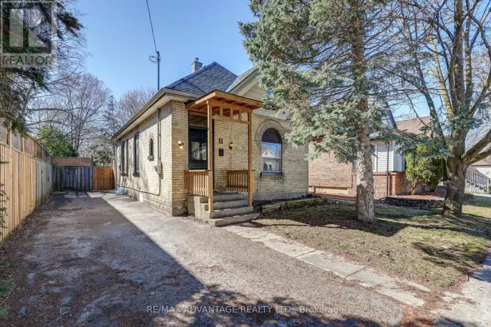 11 JOSEPHINE STREET, London South