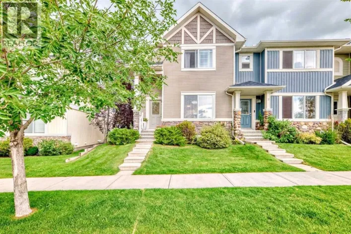 11 Kings Heights Drive SE, Airdrie