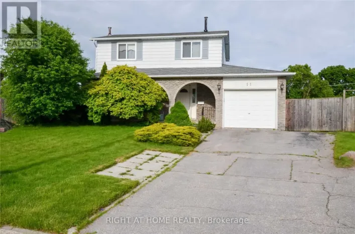 11 KINNISON COURT, Ajax
