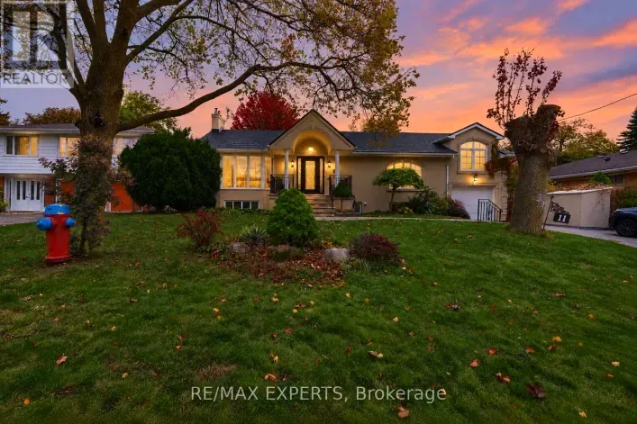 11 KNOLLSIDE DRIVE, Richmond Hill