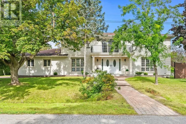 11 LENNON DRIVE, Ottawa