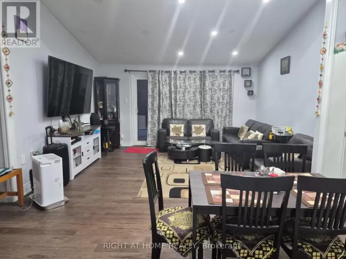 11 LESTERWOOD CRESCENT, Toronto