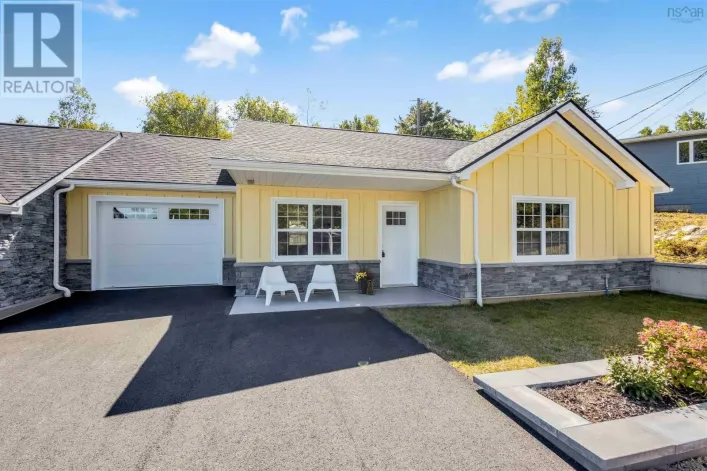 11 Lions Club Road, Fox Point