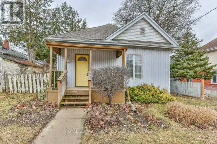 11 MACKAY AVENUE, London South