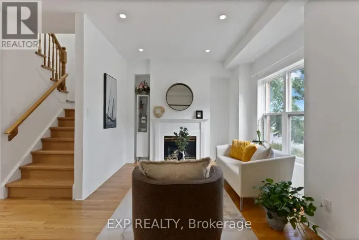 11 MAPLE PARK WAY, Markham