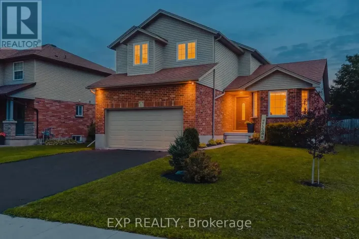 11 MAPLE STREET, Mapleton