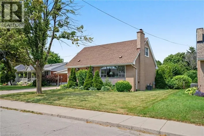 11 MARSHALL Avenue, Hamilton