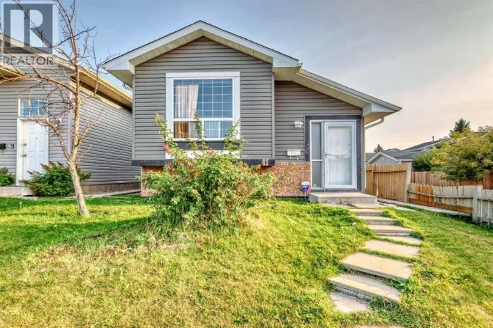 11 Martinwood Road NE, Calgary