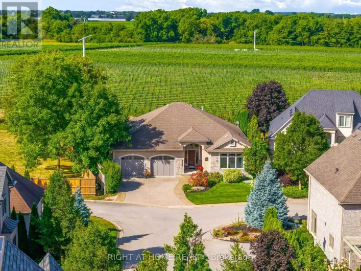 11 MERITAGE LANE, Niagara-on-the-Lake