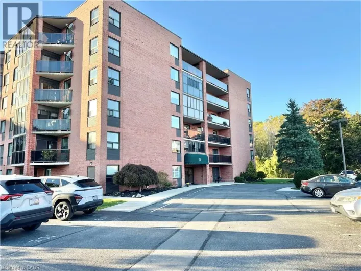 11 MILL POND Court Unit# 103, Simcoe