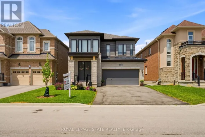 11 MORRISON DRIVE, Hamilton