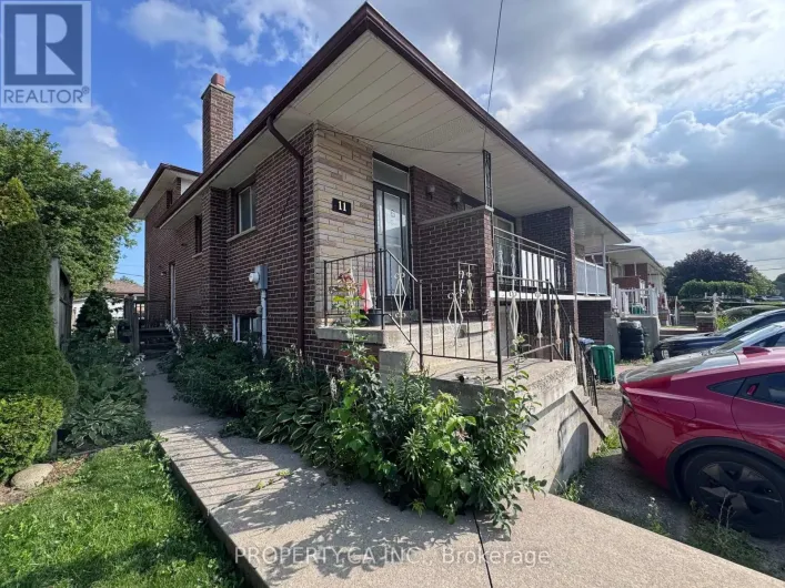 House for sale: 11 NANCY MCCREDIE DRIVE, Brampton
