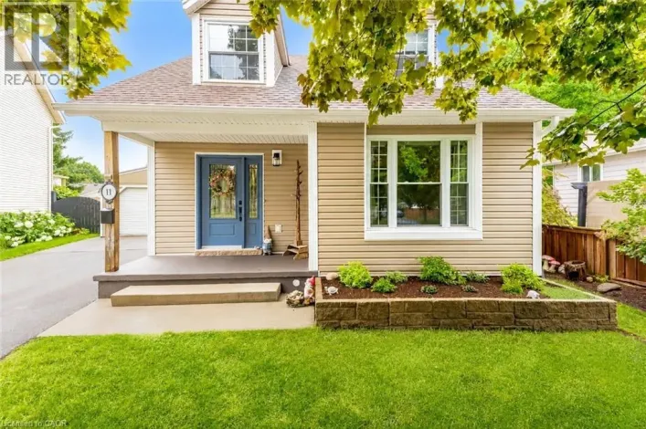 11 NIPIGON Place, Kitchener