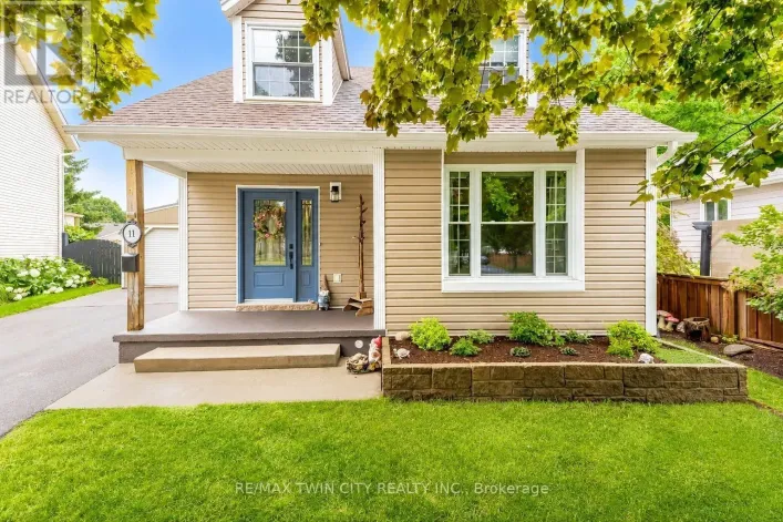 11 NIPIGON PLACE, Kitchener
