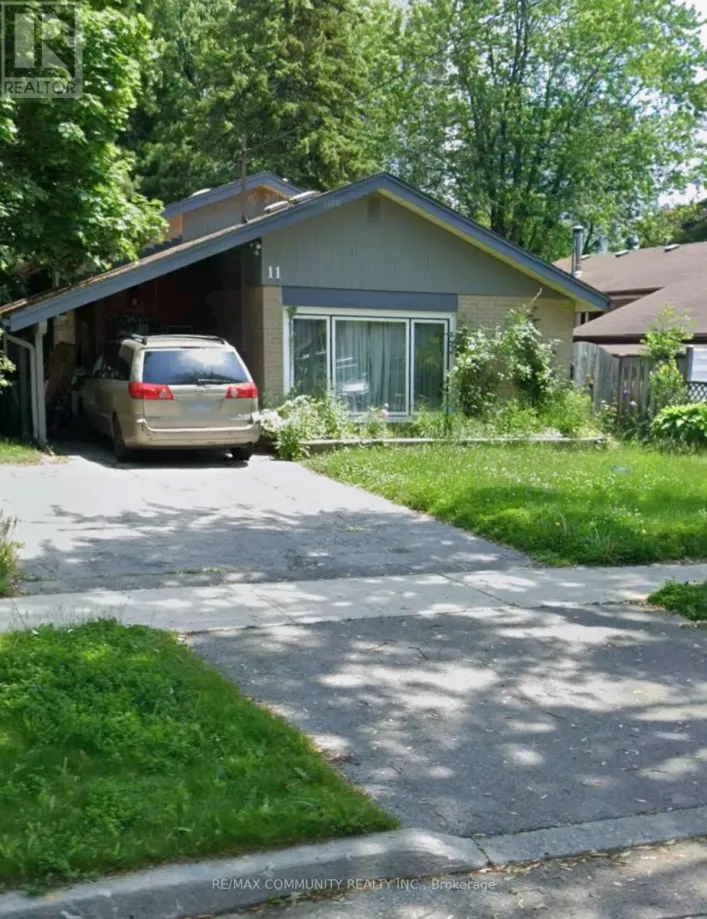 11 NORTHFIELD ROAD, Toronto