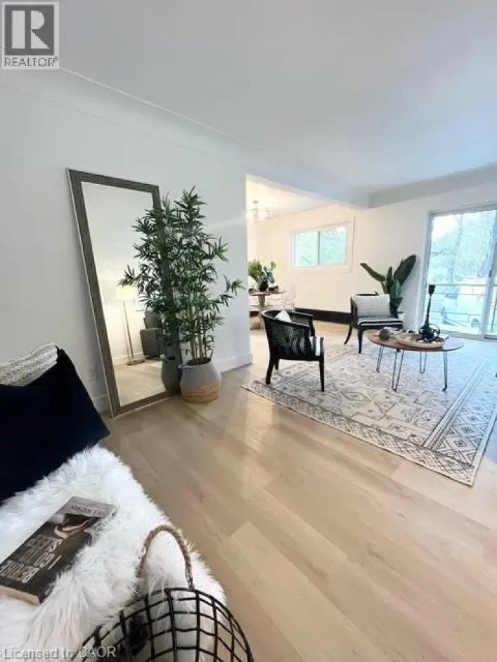 11 OLYMPIC Drive Unit# 10, Kitchener
