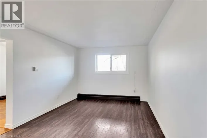 11 OLYMPIC Drive Unit# 2, Kitchener