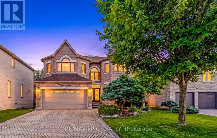 11 PALACE COURT, Richmond Hill