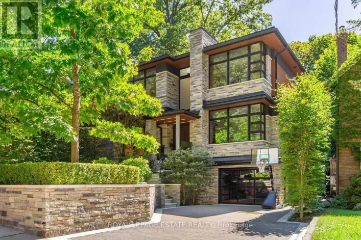 11 PINE CRESCENT, Toronto