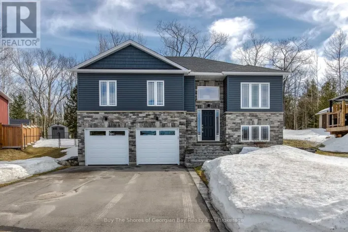 11 RALPH DALTON BOULEVARD, Tay