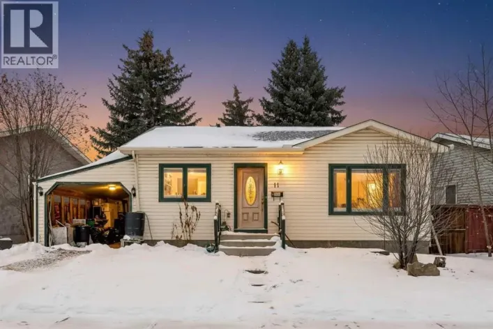 11 Ridgebrook Drive SW, Airdrie