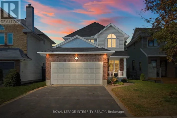 11 ROYAL FIELD CRESCENT, Ottawa