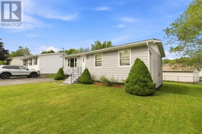 11 Savona Court, Cole Harbour