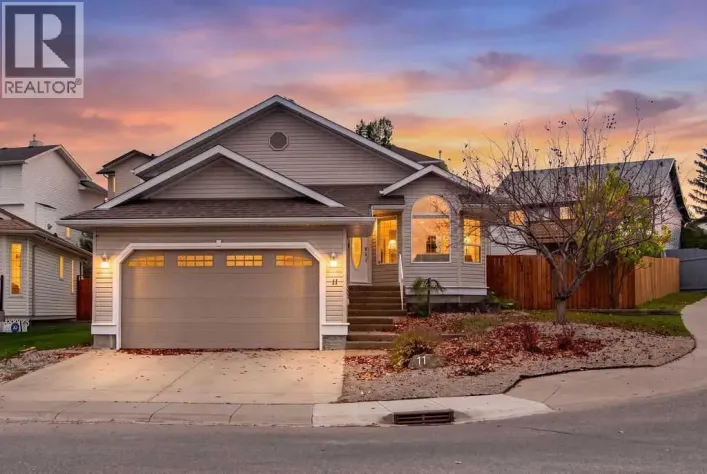11 Sheep River Gate, Okotoks