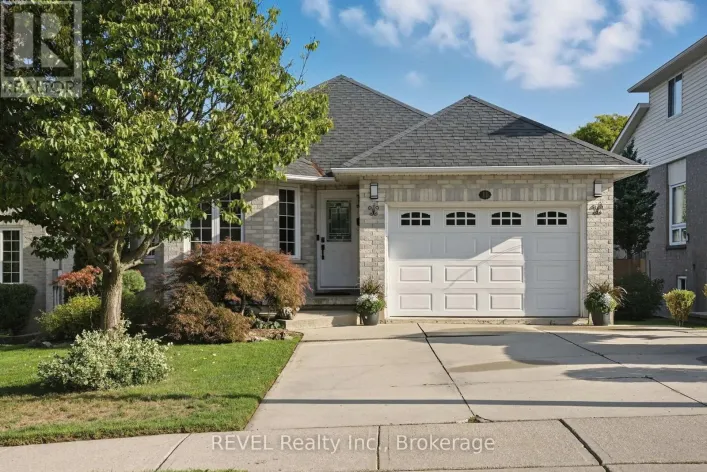 11 SUPREME DRIVE, Hamilton