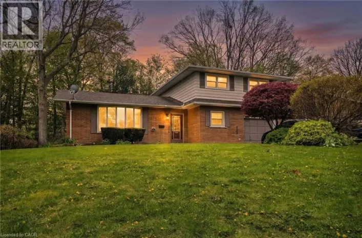 11 THISTLE Court, Tillsonburg