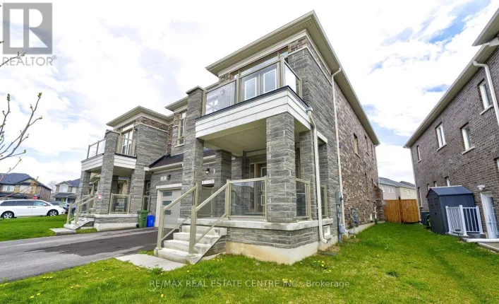 11 TRAILBANK GARDENS, Hamilton