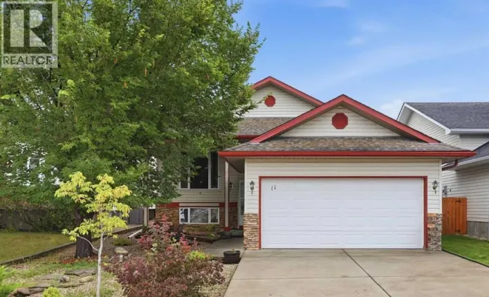 11 Westfall Crescent, Okotoks