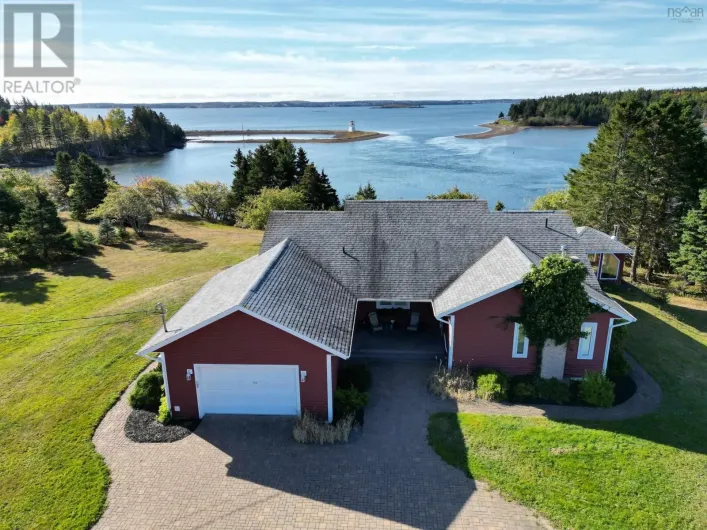 11 Wharf Road, River Bourgeois