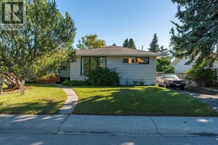 11 Winchester Crescent SW, Calgary