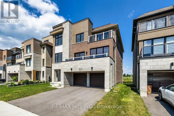 11 YACHT DRIVE, Clarington