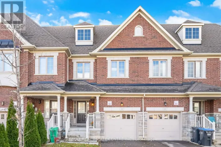 11 YATELY STREET, Brampton