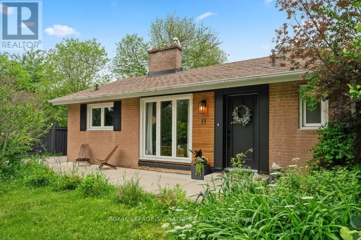 House for sale: 11 YEWFIELD CRESCENT, Toronto