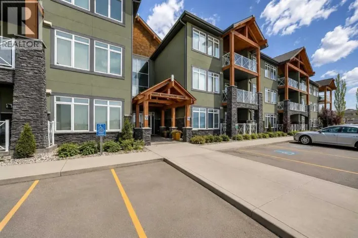 110, 1005A Westmount Drive, Strathmore