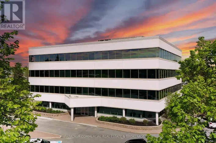 110 - 135 MICHAEL COWPLAND DRIVE, Ottawa