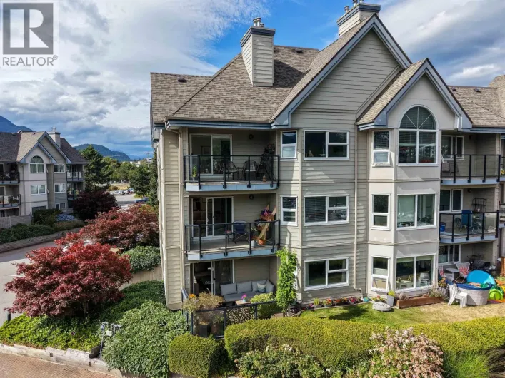 110 1468 PEMBERTON AVENUE, Squamish