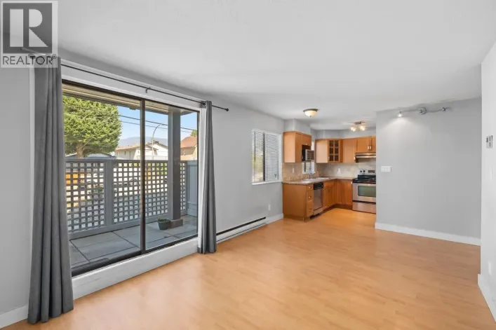 110 1948 COQUITLAM AVENUE, Port Coquitlam