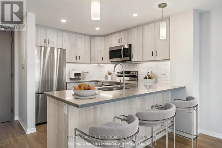 110 - 3998 VICTORIA AVENUE, Lincoln