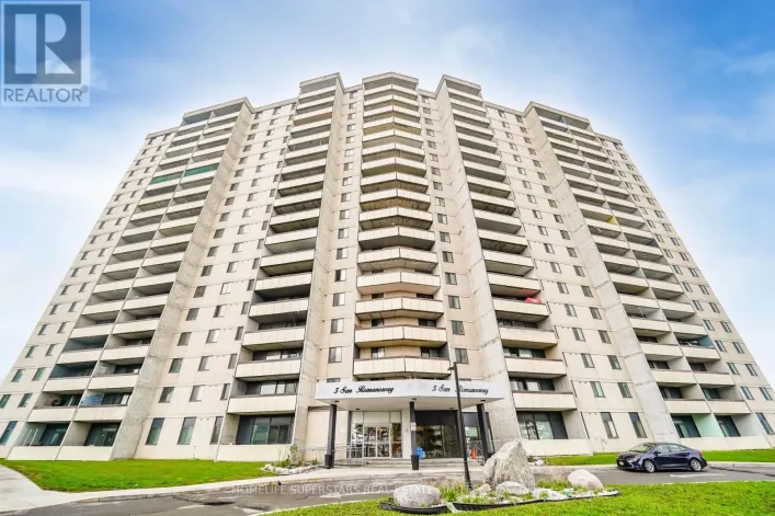 110 - 5 SAN ROMANO WAY, Toronto