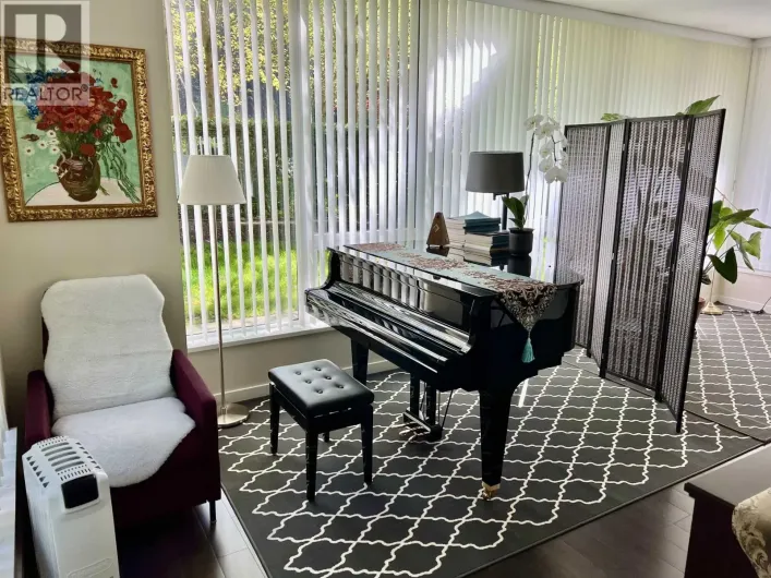 110 5728 BERTON AVENUE, Vancouver